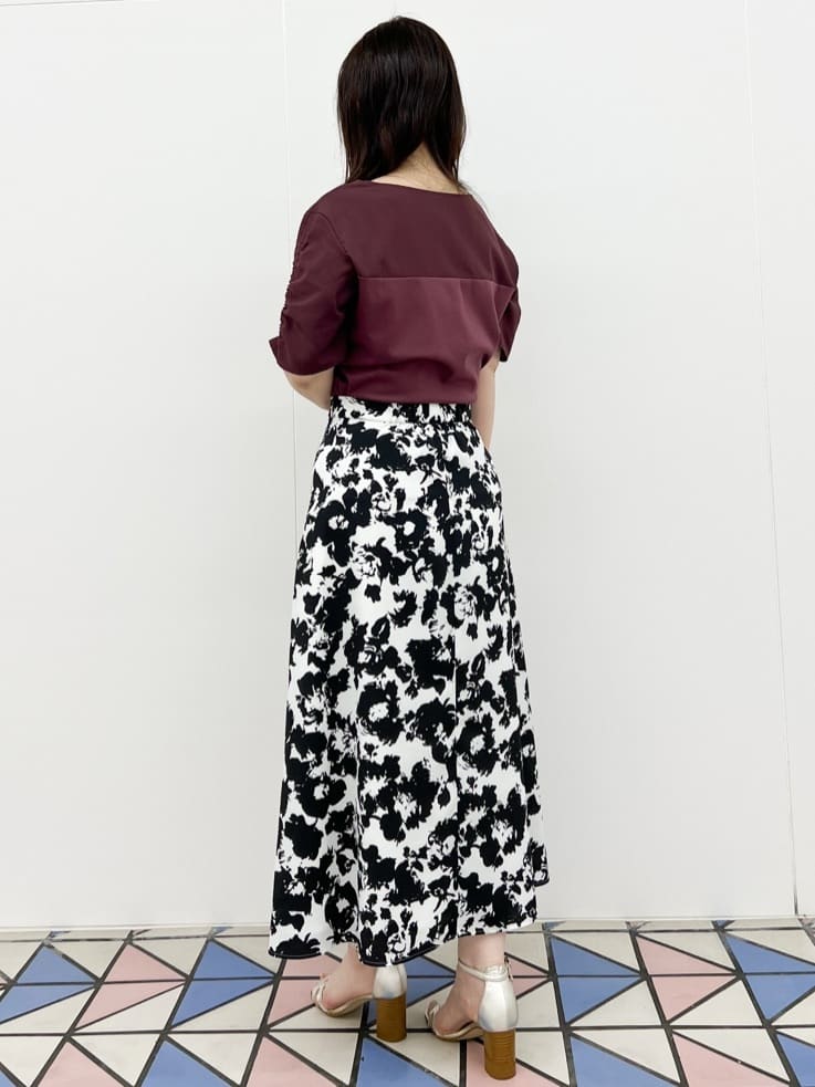 Kiyoさんの「COUP DE CHANCE｜【手洗い可／日本製】花柄フレアスカート」を使ったコーディネート