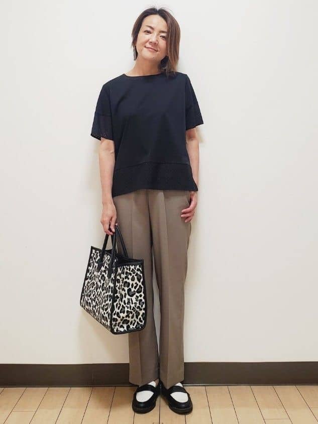 yuuさんの「Reflect｜【マシンウォッシュ可】リネンライクフレアパンツ」を使ったコーディネート