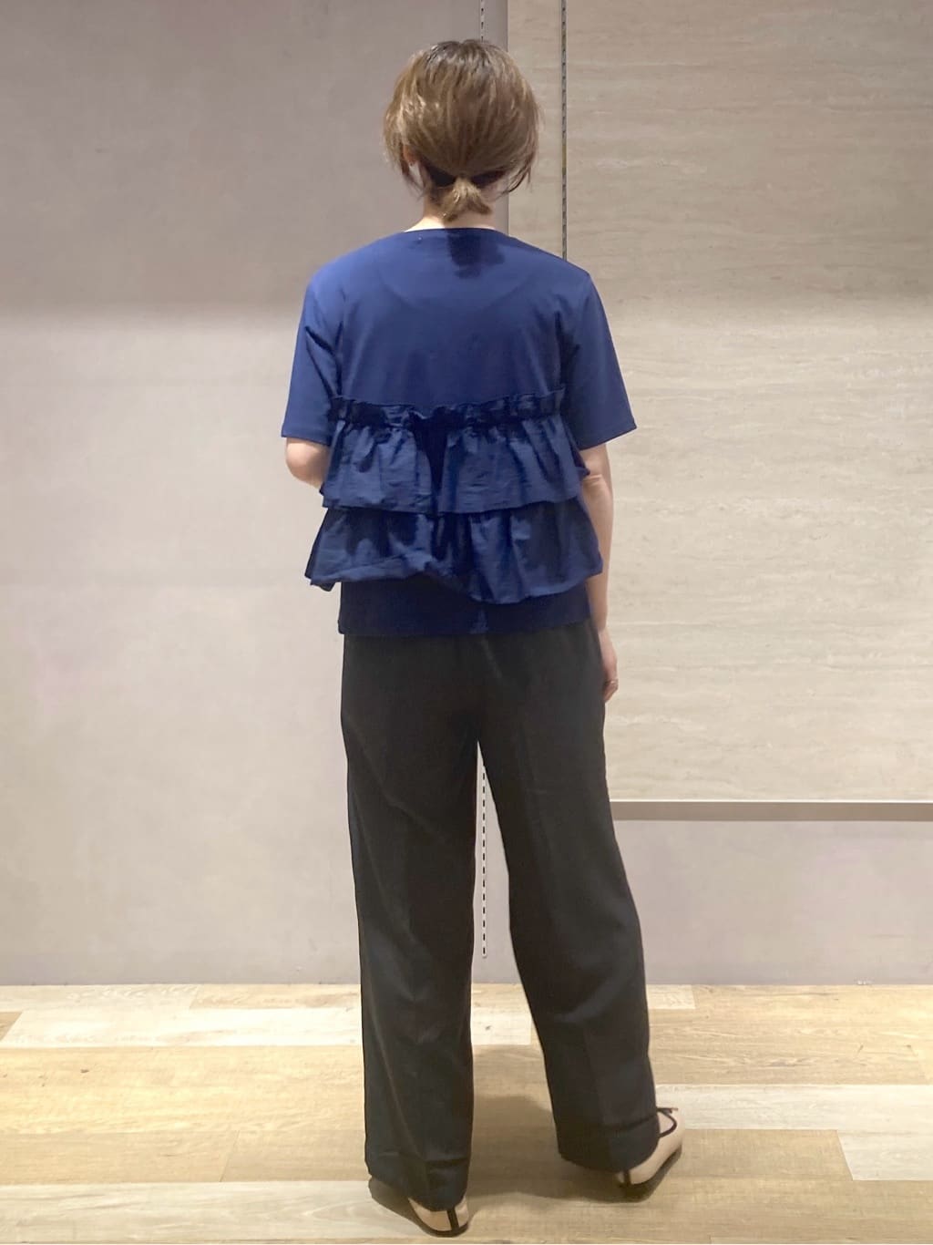 たけねぇさんの「OPAQUE.CLIP｜ウエストサテン使いイージーワイドパンツ【洗濯機洗い可】」を使ったコーディネート
