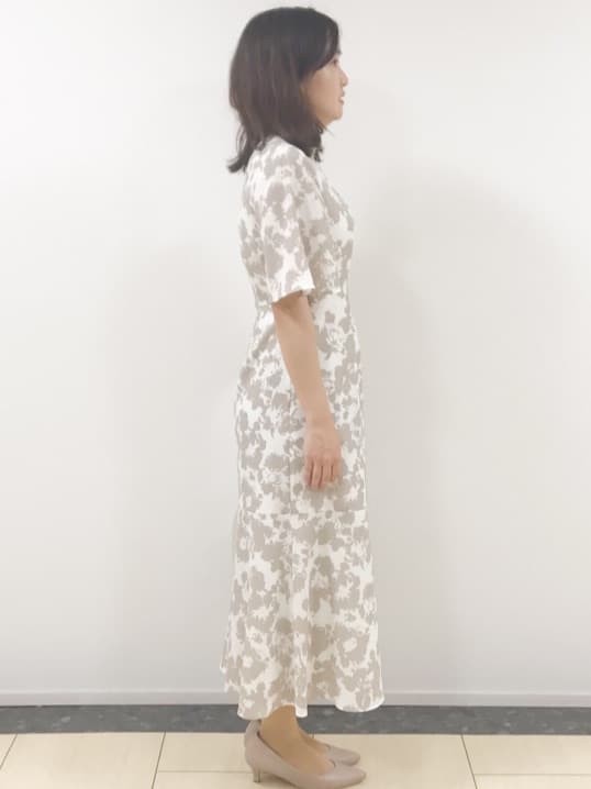 yukinaさんの「COUP DE CHANCE｜【手洗い可／日本製】花柄ワンピース」を使ったコーディネート