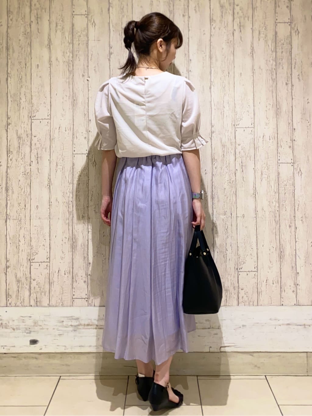 KARENさんの「index｜ストライプジャージタックスリーブトップス【吸水速乾／洗濯機洗い可】」を使ったコーディネート