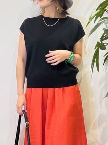 misakiさんの「SHOO･LA･RUE｜【高レビュー/着丈選べる】華やかさをプラスする アソートロングスカート」を使ったコーディネート