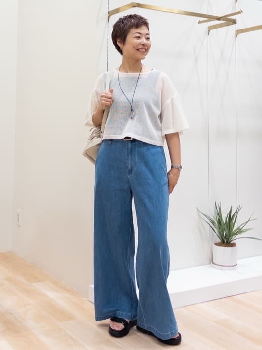 シュウコさんの「grove｜メタルバックル中太ベルト」を使ったコーディネート