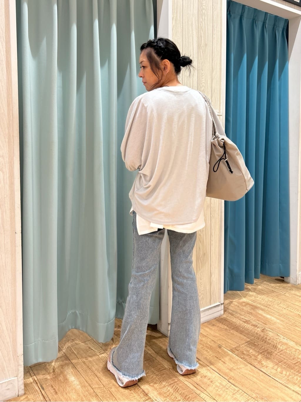 わかさんの「SHOO･LA･RUE｜【UV/さらさらタッチ】女性らしさ漂う 5分袖ボレロカーディガン」を使ったコーディネート