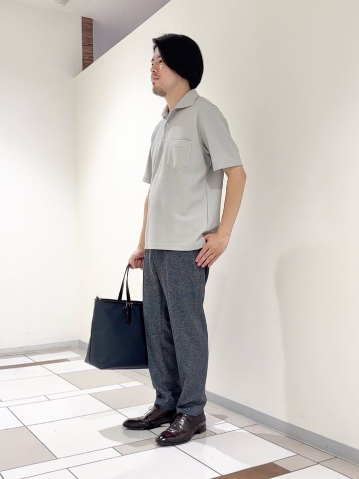 及川さんの「TAKEO KIKUCHI｜【抗菌防臭／9色5サイズ展開】ハニカムメランジ ポロシャツ」を使ったコーディネート