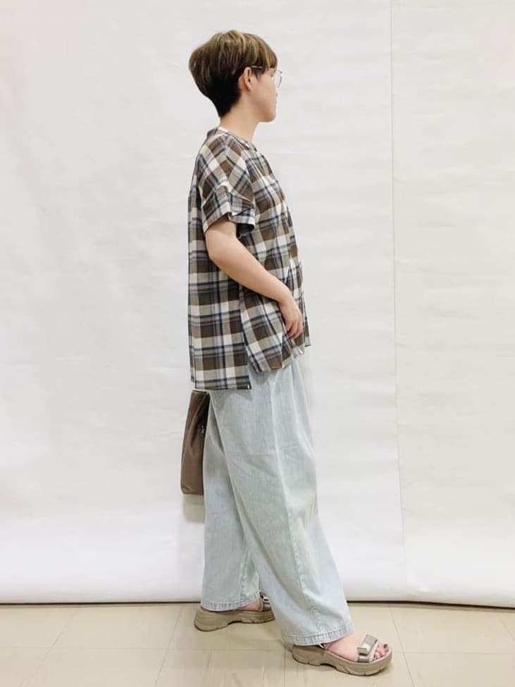 なっちゃんさんの「SHOO･LA･RUE｜【S-LL】きれいに体型カバー さらシャリコットン スキッパーシャツ」を使ったコーディネート