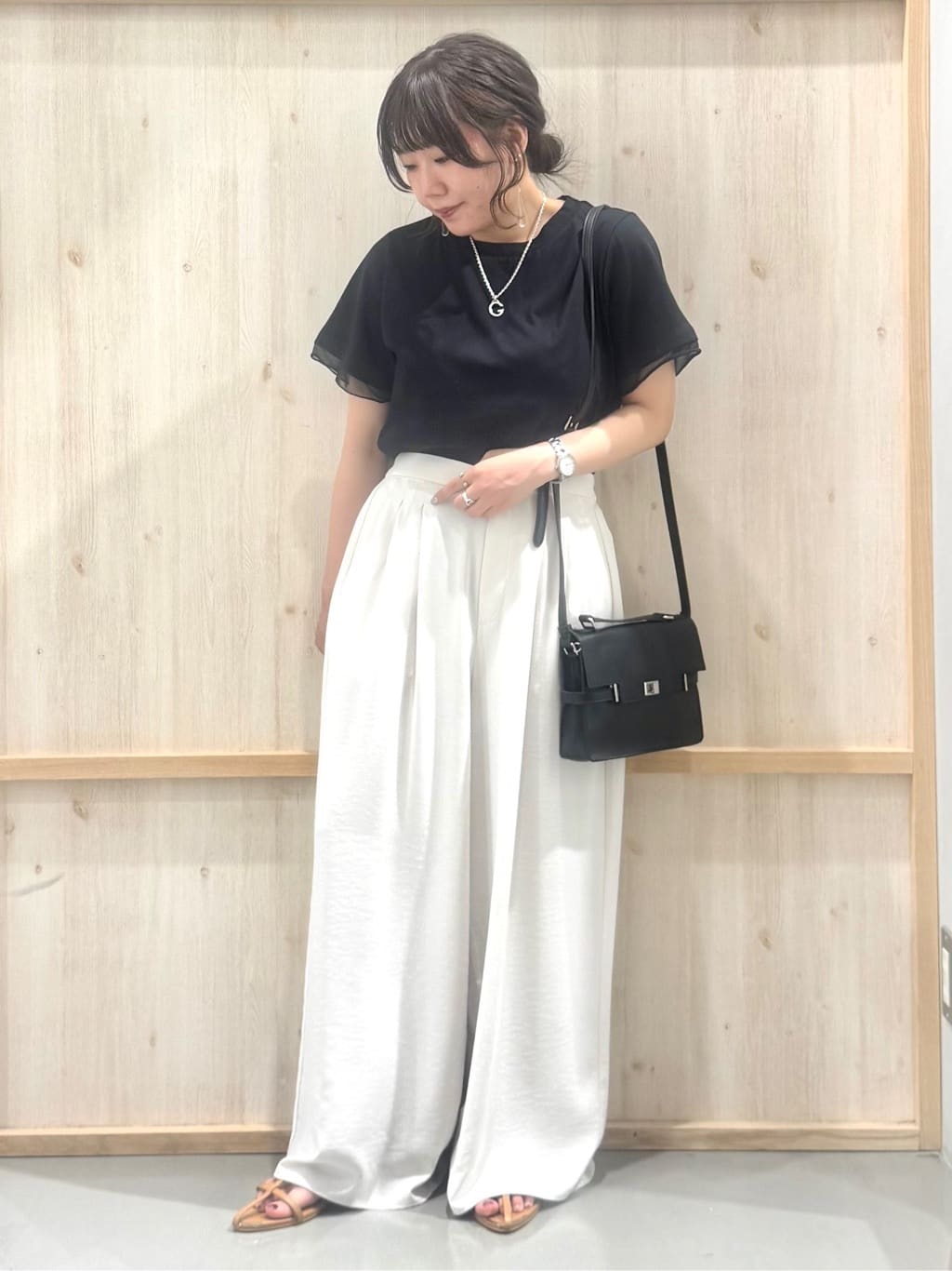 nanaさんの「THE SHOP TK｜【ひんやり/UV/洗濯機OK】袖シアーTシャツ」を使ったコーディネート