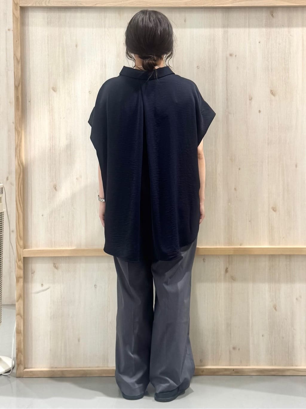 nanaさんの「THE SHOP TK｜コットンライクブラウス【接触冷感/洗濯機OK/UV/セットアップ可】」を使ったコーディネート