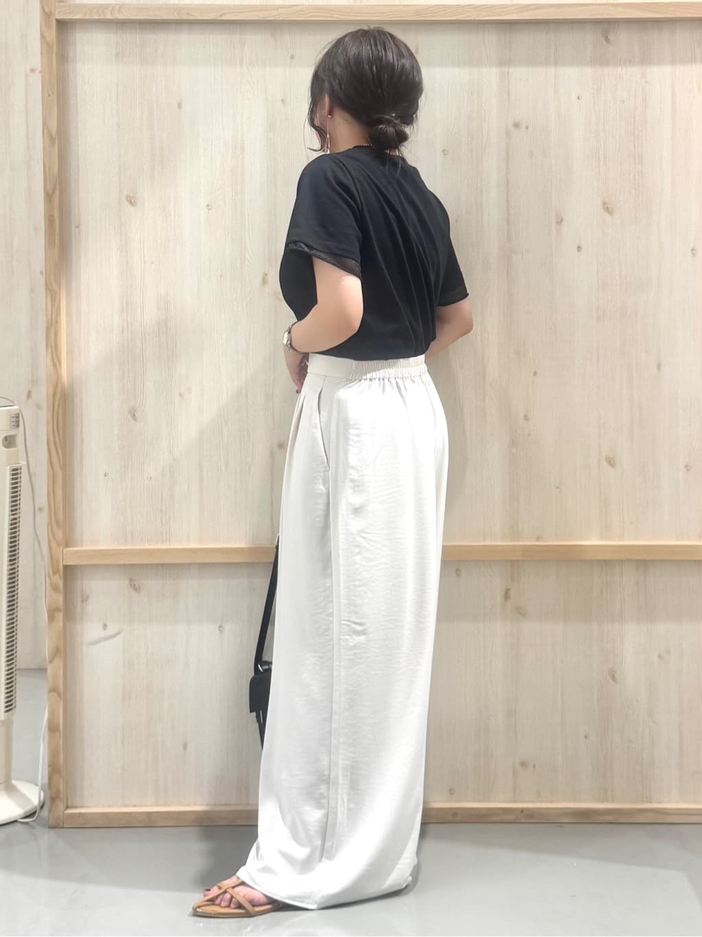 nanaさんの「THE SHOP TK｜【ひんやり/UV/洗濯機OK】袖シアーTシャツ」を使ったコーディネート