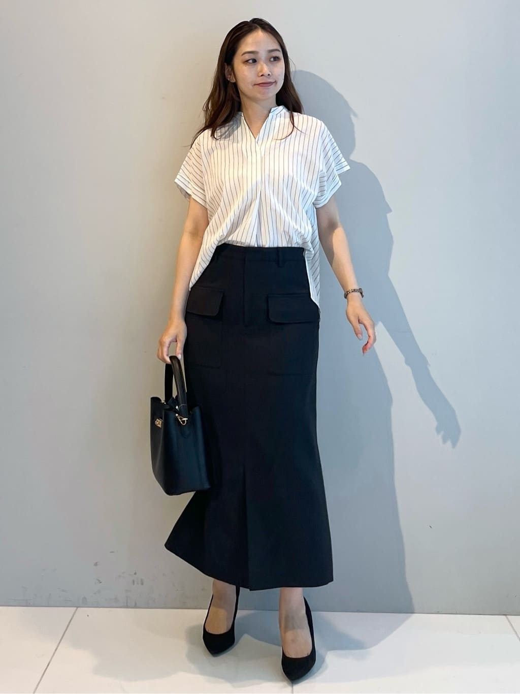 Saekoさんの「UNTITLED｜【洗える/スキッパー】フレンチスリーブシアーブラウス」を使ったコーディネート