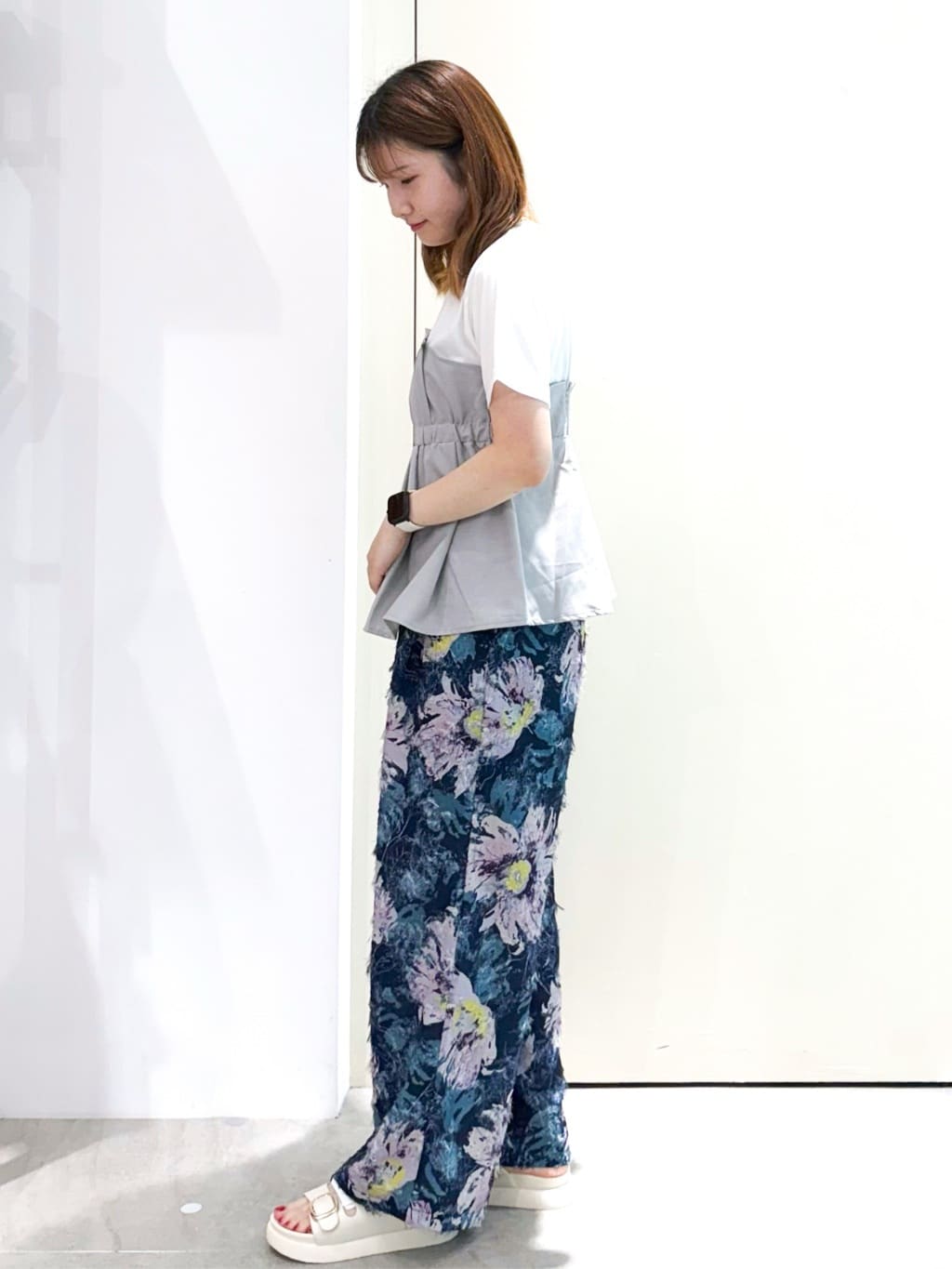sayaさんの「OPAQUE.CLIP｜タックビスチェドッキングカットソー【洗濯機洗い可】」を使ったコーディネート