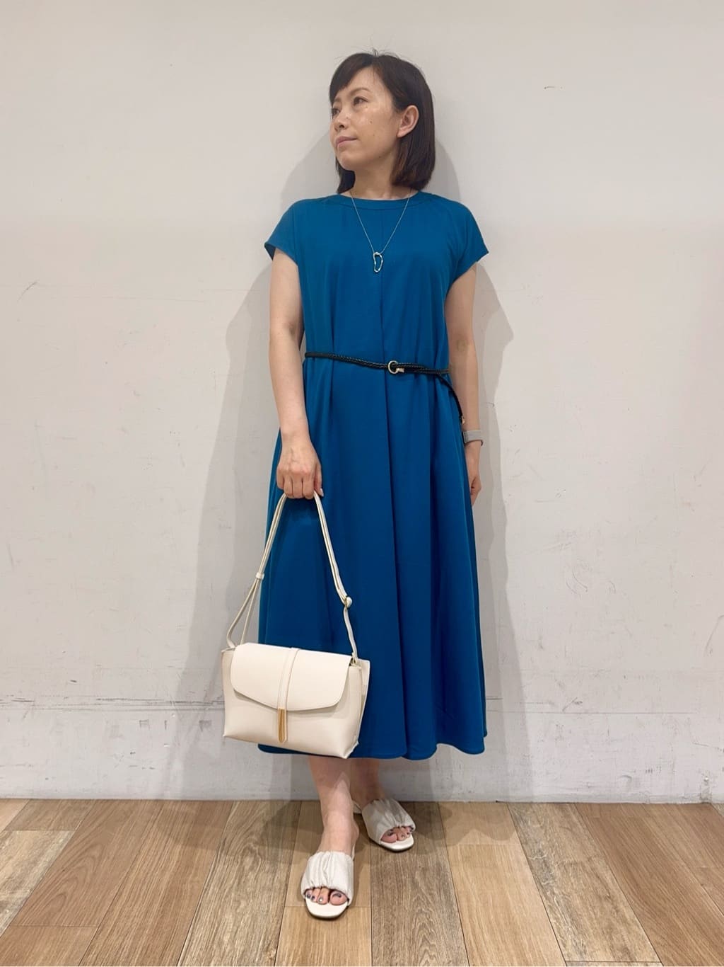 miさんの「grove｜軽やかに羽織れて、きちんと見え ハーフスリーブテーラードジャケット」を使ったコーディネート