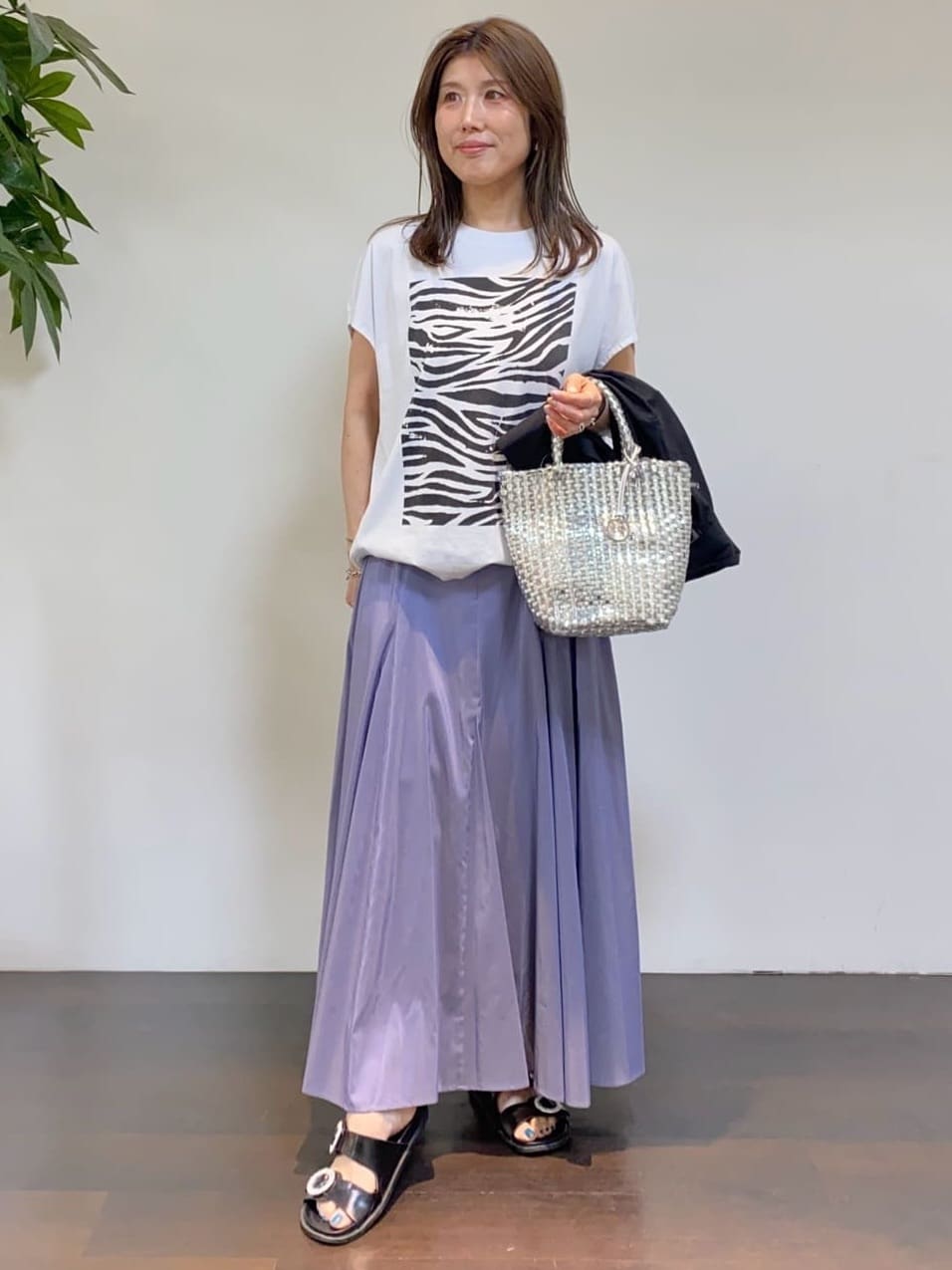 tomoさんの「UNTITLED｜◆【トレンド/後ろゴム】ローンフレアスカート」を使ったコーディネート