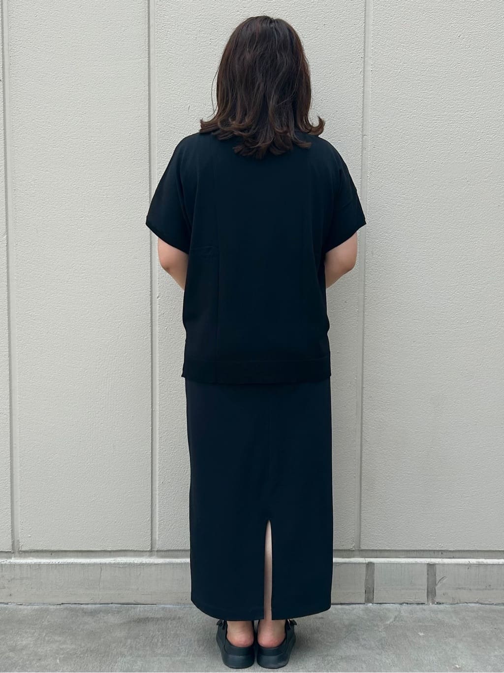 naomiさんの「OPAQUE.CLIP｜《6色展開／S-LLサイズ》ドルマンスリーブニット【UV／接触冷感／洗濯機洗い可／抗ピル】」を使ったコーディネート
