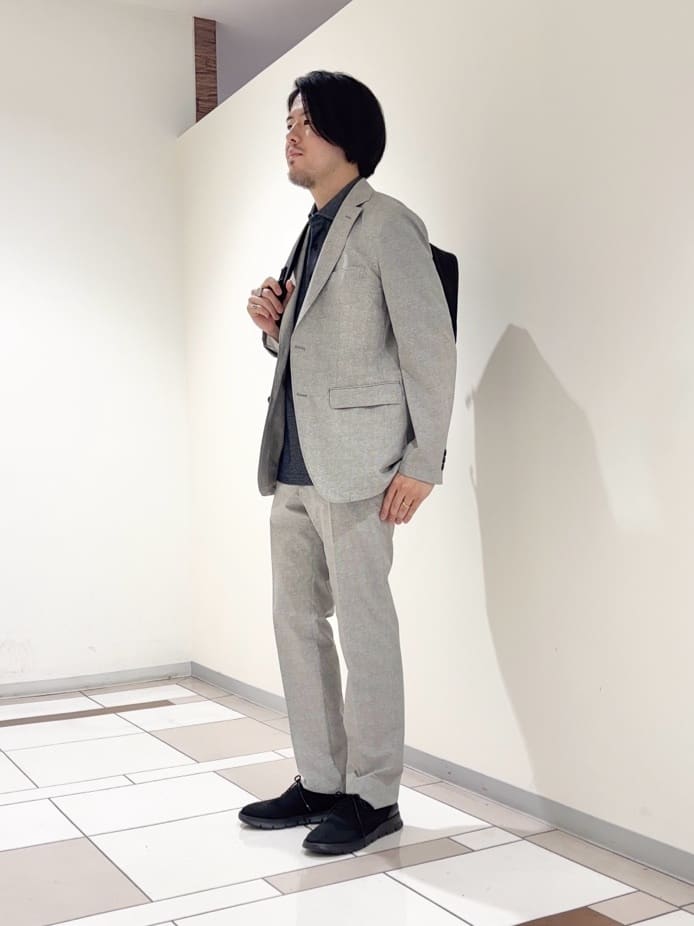 及川さんの「TAKEO KIKUCHI｜【抗菌防臭】COOL DOTS（R）ドビープリント ジャケット」を使ったコーディネート