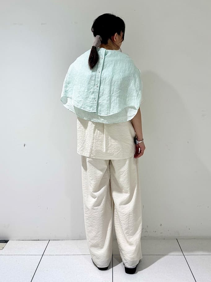 そんさんの「INDIVI｜【洗える／UVケア／SETUP可能】ドロストワイドパンツ」を使ったコーディネート