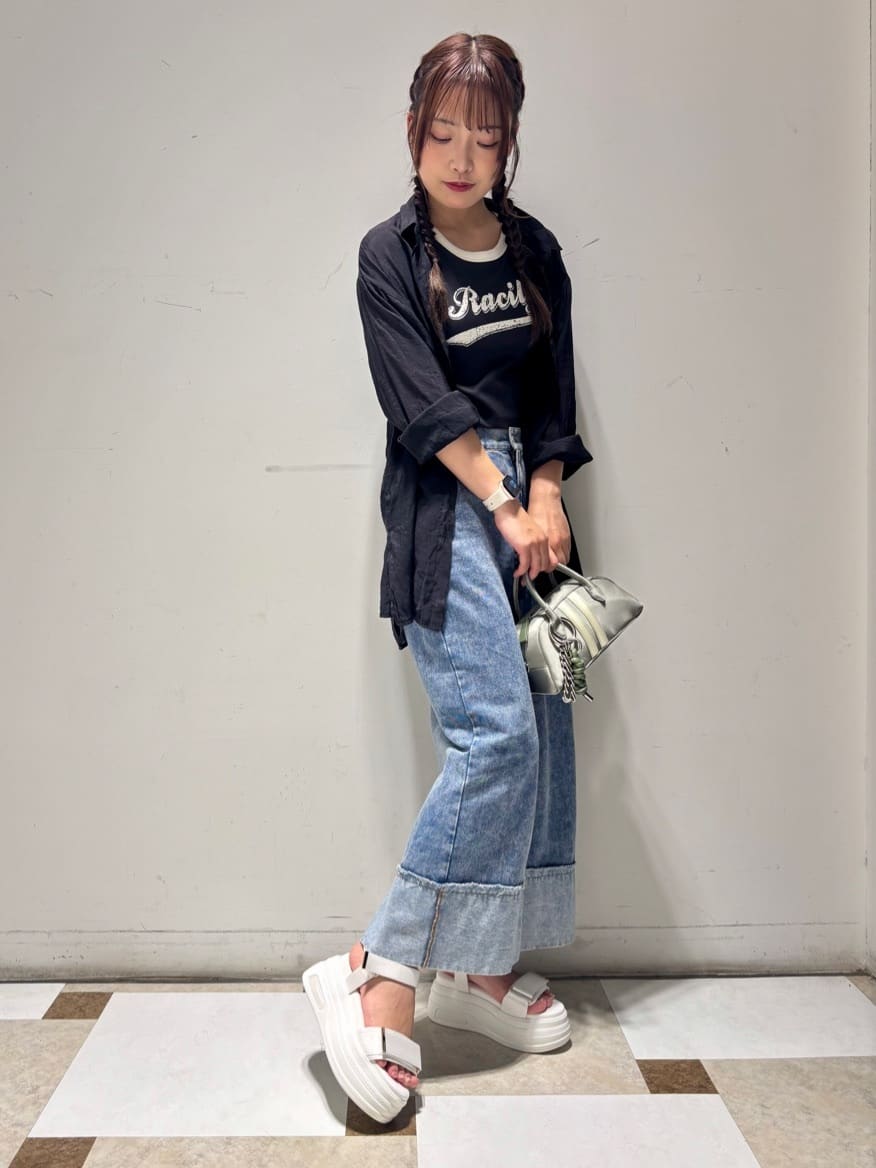 せらら⭐️さんの「ESPERANZA｜厚底フラットスポサン」を使ったコーディネート