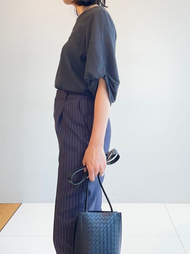 murayamaさんの「INDIVI｜【UVケア／吸汗速乾】凹凸素材ねじり袖トップス」を使ったコーディネート