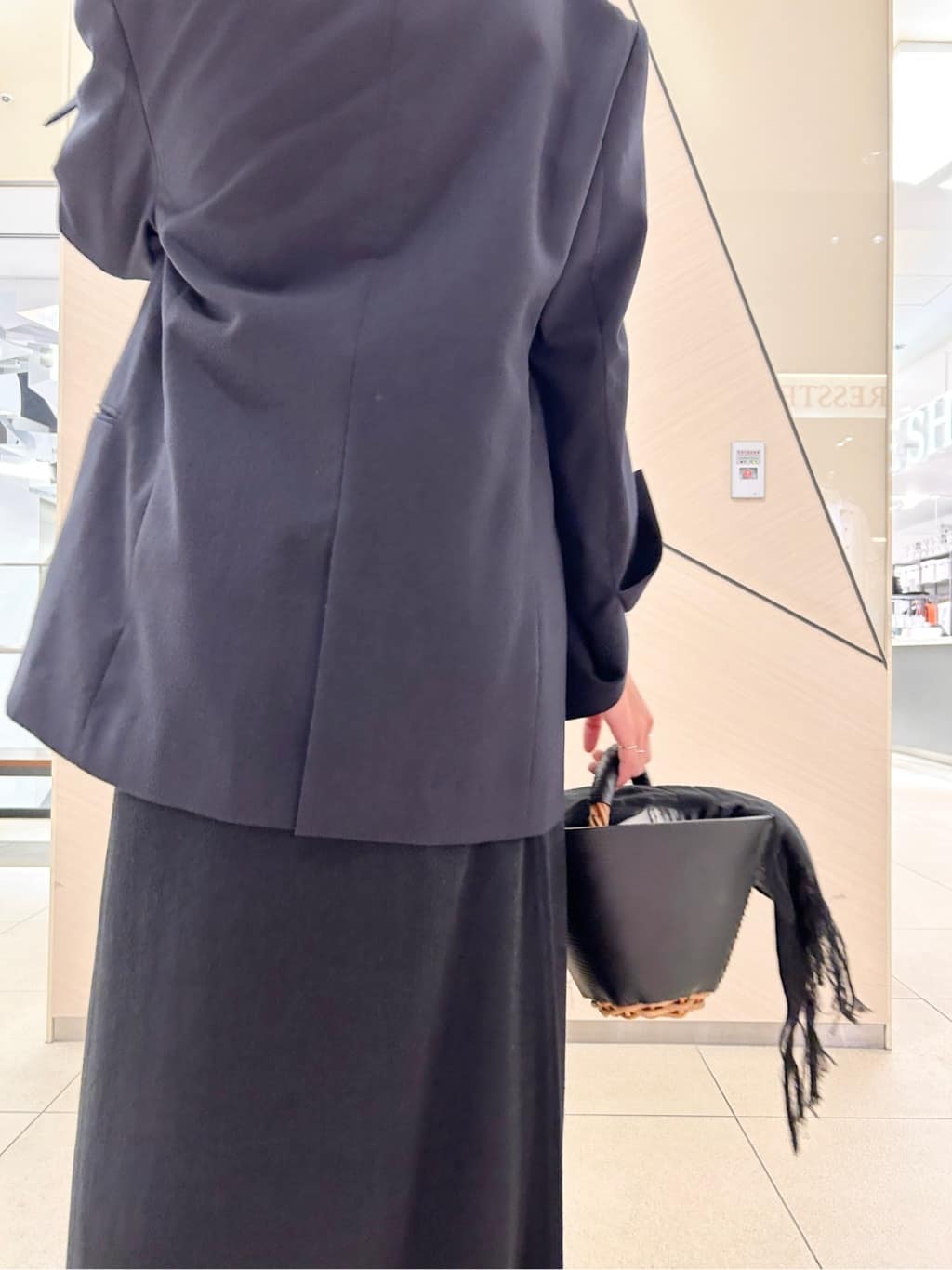 OCHIAIさんの「DRESSTERIOR｜【STORY11月号掲載】レオパードシルクスカーフ」を使ったコーディネート