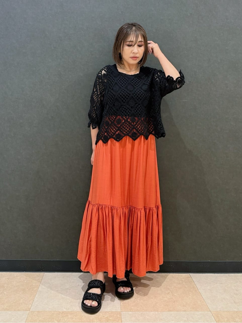 Megさんの「SHOO･LA･RUE｜麻調ティアードスカート」を使ったコーディネート