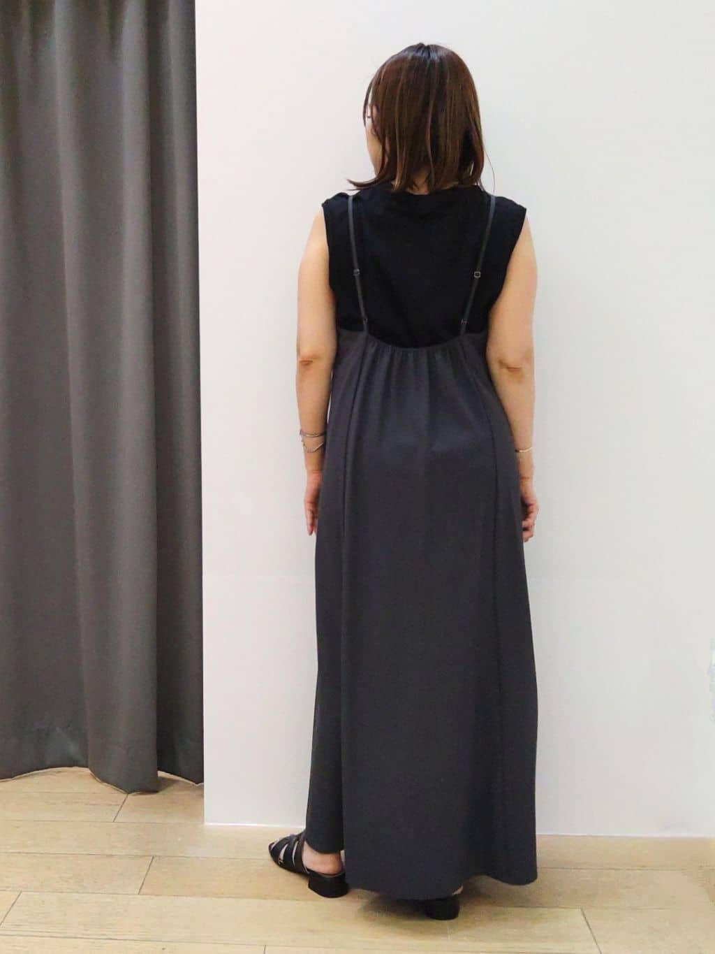 nacoさんの「INDIVI｜【UVケア】エアリージョーゼット キャミワンピース」を使ったコーディネート