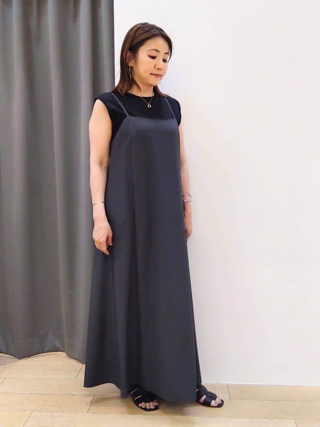 nacoさんの「INDIVI｜【UVケア】エアリージョーゼット キャミワンピース」を使ったコーディネート