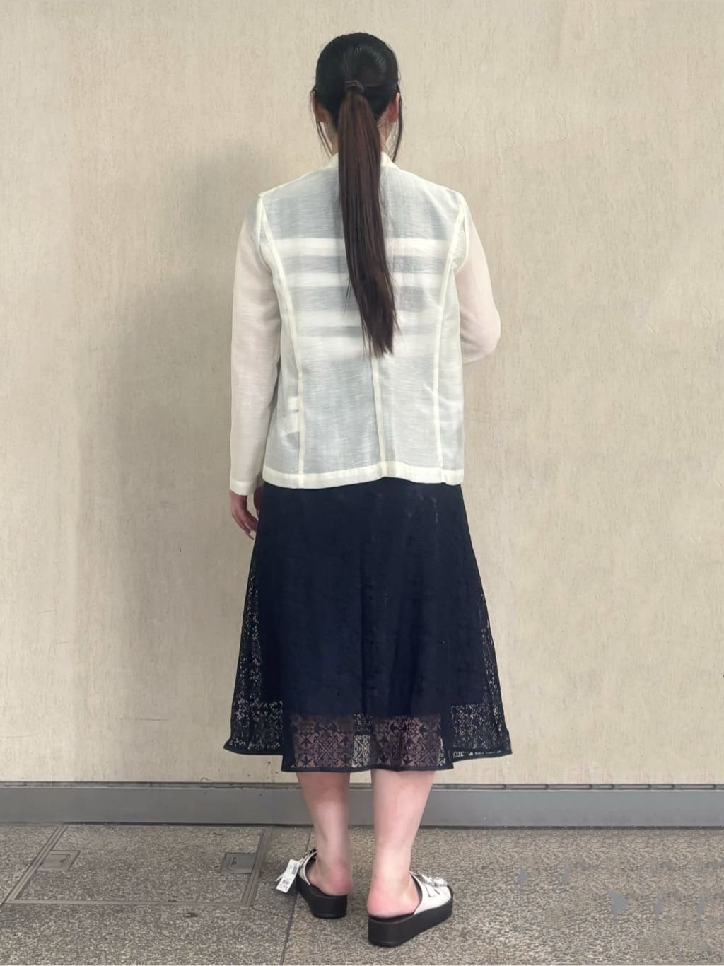 ささんの「OPAQUE.CLIP｜麻調シアーダブルブレストテーラードジャケット【洗濯機洗い可】」を使ったコーディネート