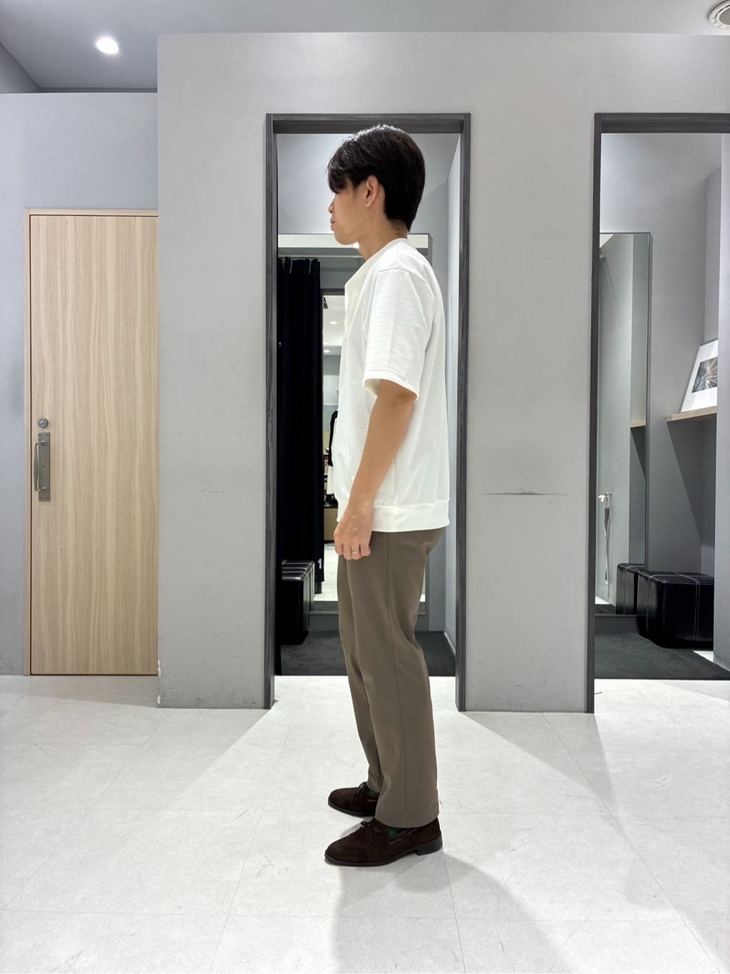 わいずみさんの「TAKEO KIKUCHI｜【360&deg;ストレッチ／セットアップ対応】None Of Stress パンツ」を使ったコーディネート