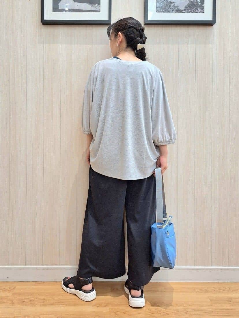 Saoさんの「SHOO･LA･RUE｜【UV/さらさらタッチ】女性らしさ漂う 5分袖ボレロカーディガン」を使ったコーディネート