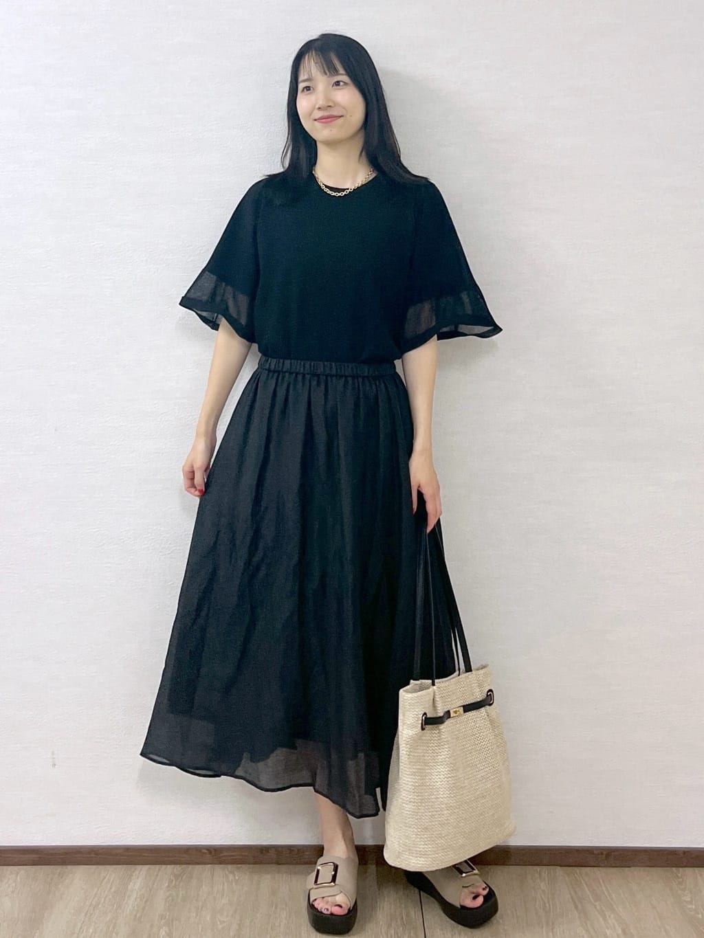 sachikoさんの「OPAQUE.CLIP｜《5色展開》シアーフレアスリーブニット【洗濯機洗い可】」を使ったコーディネート