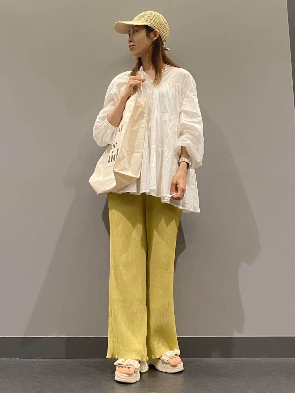 hiraさんの「ESPERANZA｜厚底クシュクシュベルトスポサン」を使ったコーディネート