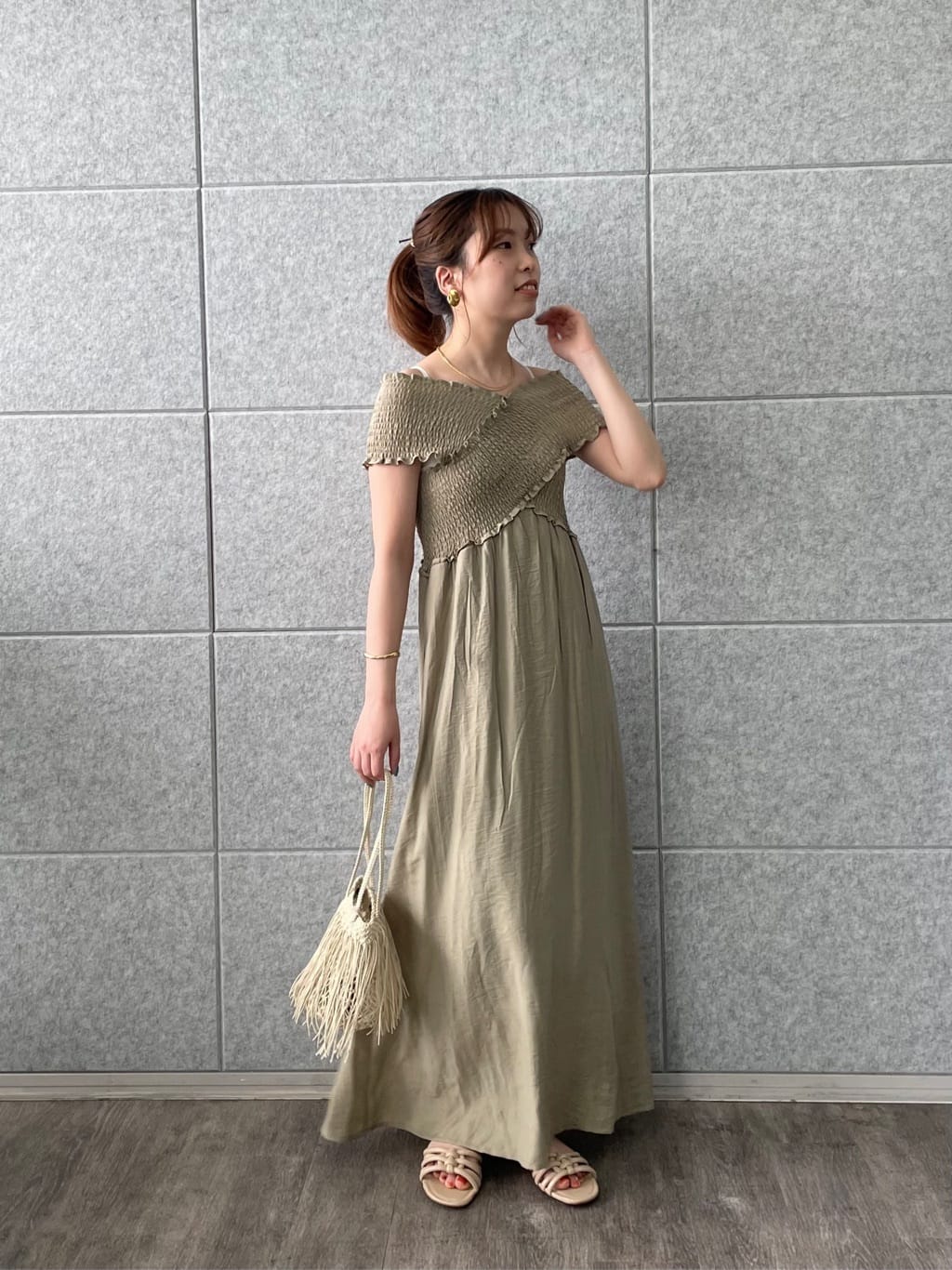 ねねさんの「INDIVI｜」を使ったコーディネート
