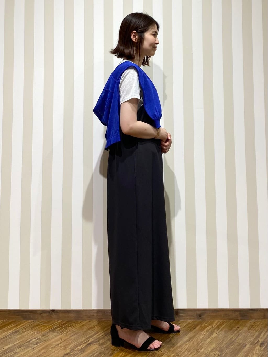 SAOさんの「SHOO･LA･RUE｜【S-LL】大人のラメ感 テレコ半袖トップス」を使ったコーディネート