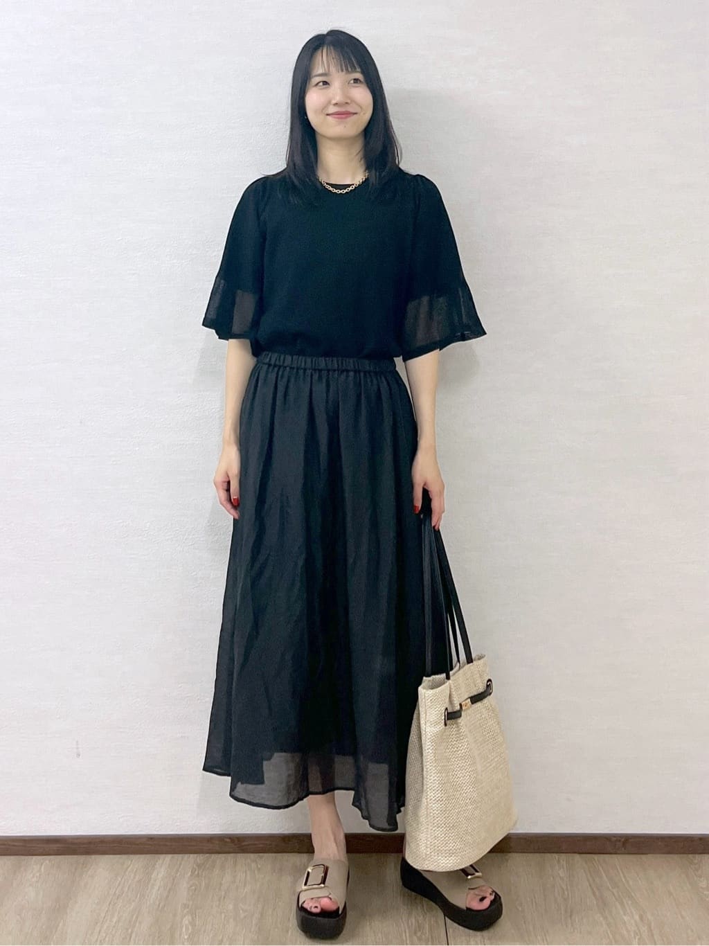 sachikoさんの「OPAQUE.CLIP｜《5色展開》シアーフレアスリーブニット【洗濯機洗い可】」を使ったコーディネート