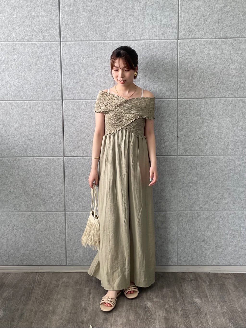 ねねさんの「INDIVI｜」を使ったコーディネート