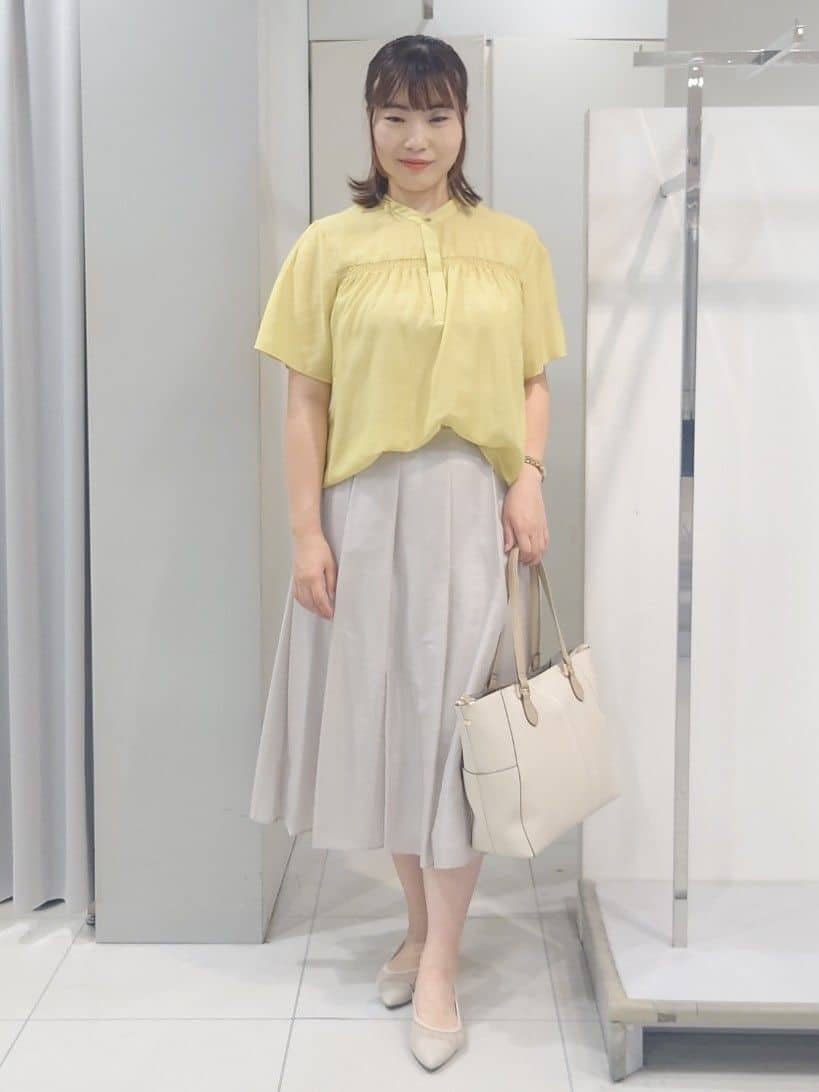AZUSAさんの「Reflect｜【選べる5色◎／マシンウォッシュ可】シャーリングデザインブラウス」を使ったコーディネート