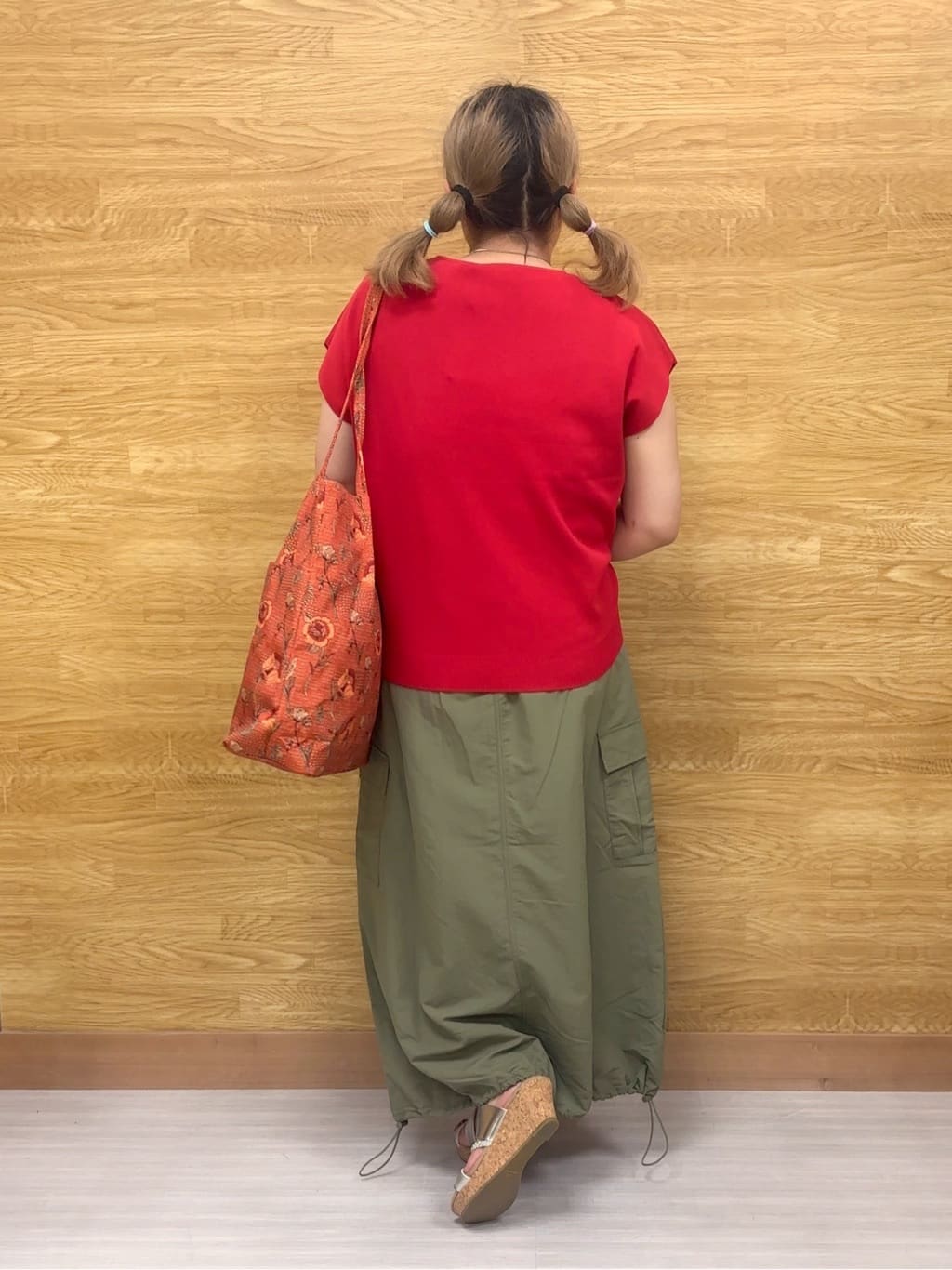 ぁむさんの「SHOO･LA･RUE｜【洗える/S-LL/ひんやり】さらりと好印象　総針フレンチスリーブニット」を使ったコーディネート