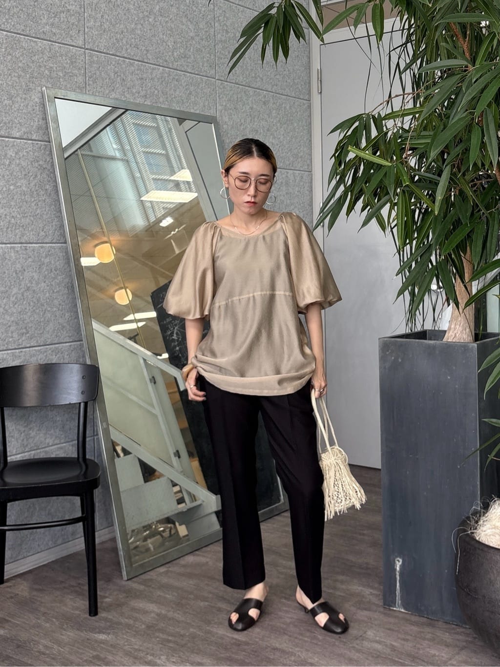 kotakiさんの「INDIVI｜ボリュームスリーブブラウス」を使ったコーディネート