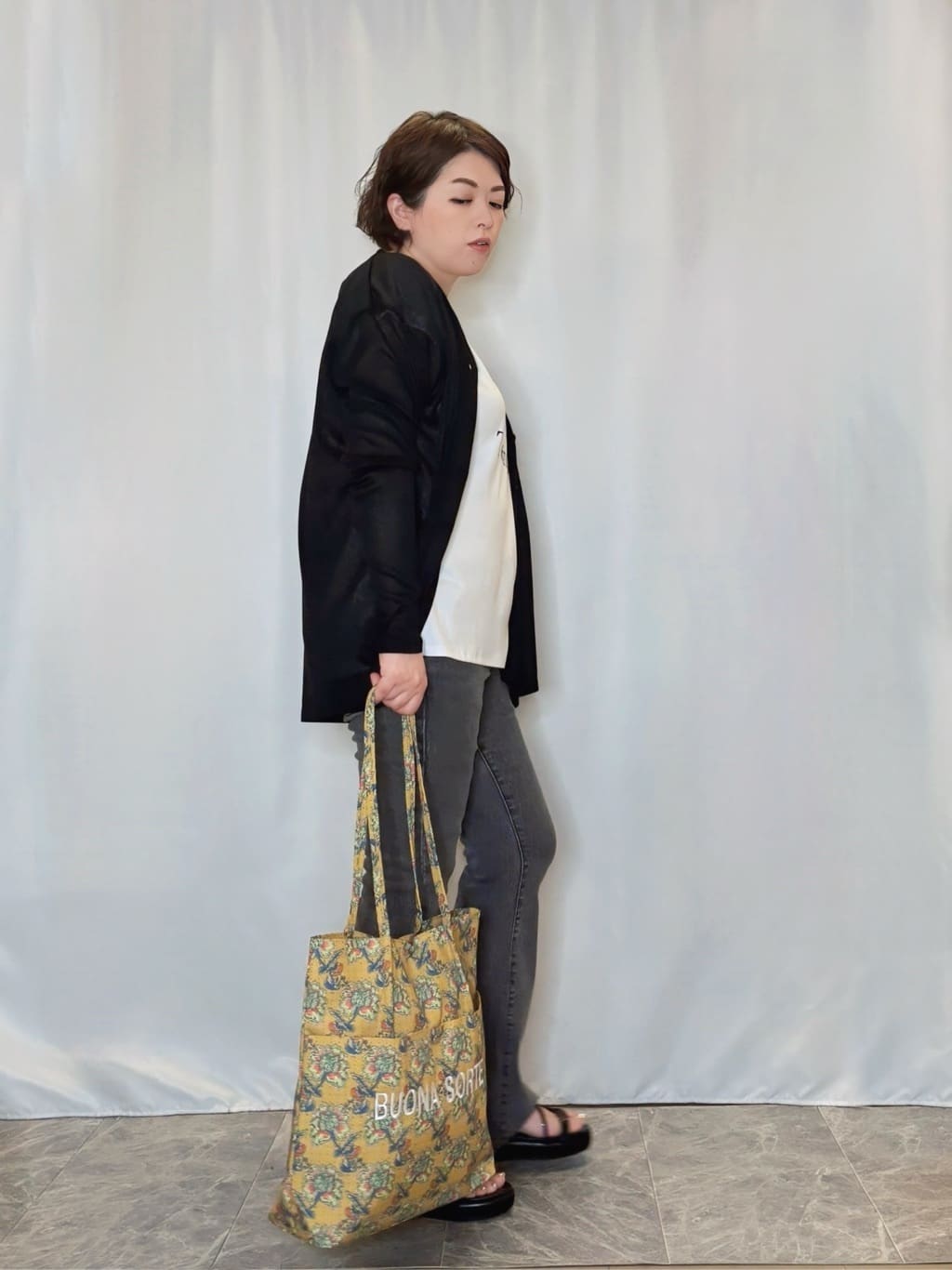 たみさんの「SHOO･LA･RUE｜【S-LL/ひんやり/UV】手の甲まで隠れる トッパーカーディガン」を使ったコーディネート