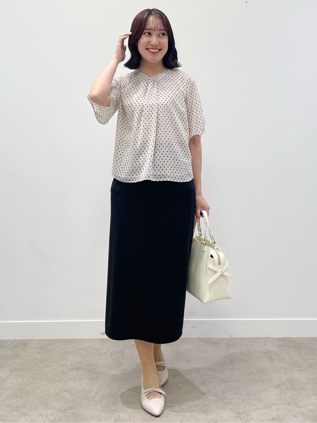 yukariさんの「Reflect｜【マシンウォッシュ可／セットアップ可】コツキ柄プリントブラウス」を使ったコーディネート