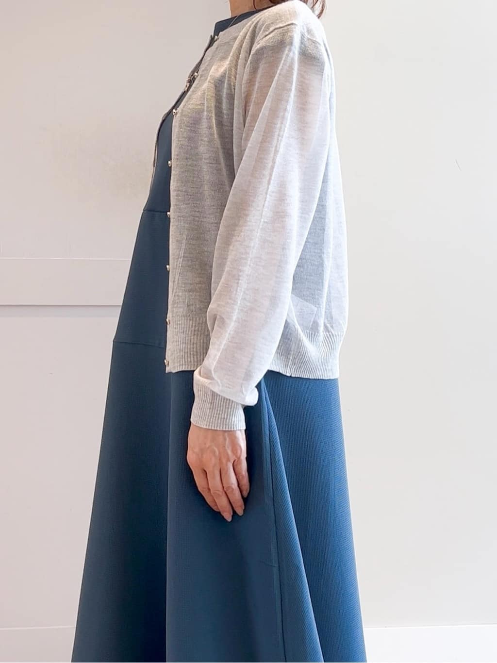 yamakoさんの「grove｜【雑誌掲載】洗えるシアーカーディガン」を使ったコーディネート