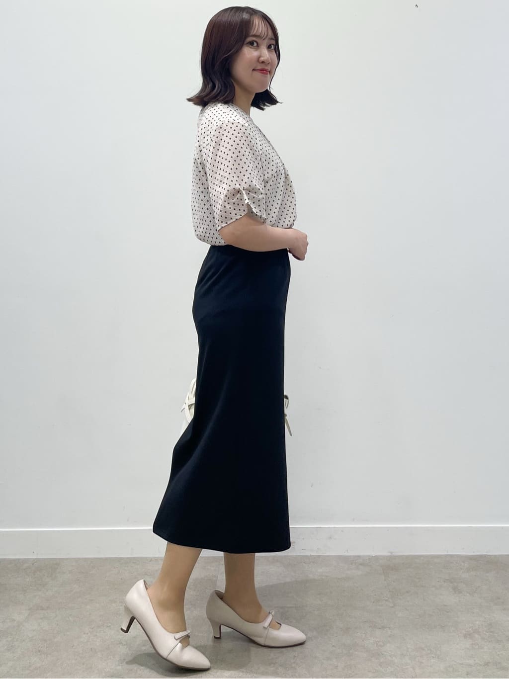 yukariさんの「Reflect｜【マシンウォッシュ可／セットアップ可】コツキ柄プリントブラウス」を使ったコーディネート