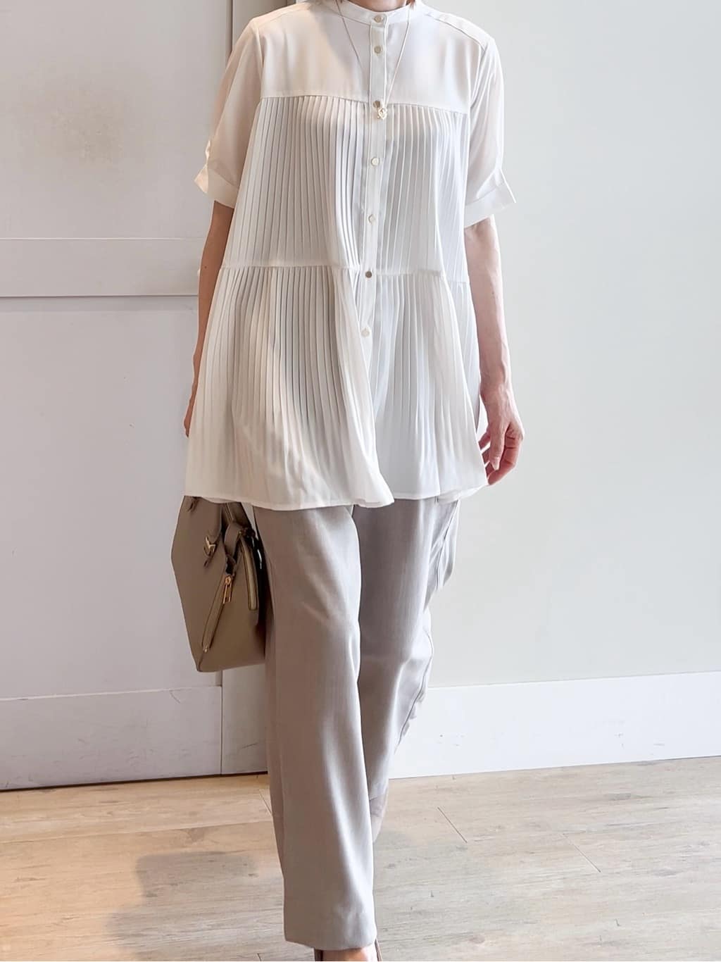 yamakoさんの「grove｜【体型カバー】ラフに着たい　ティアードプリーツブラウス」を使ったコーディネート