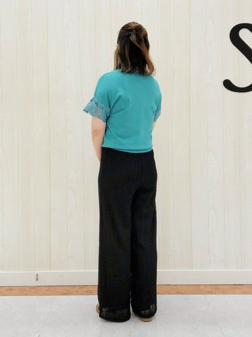 nanahachiさんの「SHOO･LA･RUE｜【S-LL/ひんやり/UV/】大人上品な お袖レースニット」を使ったコーディネート