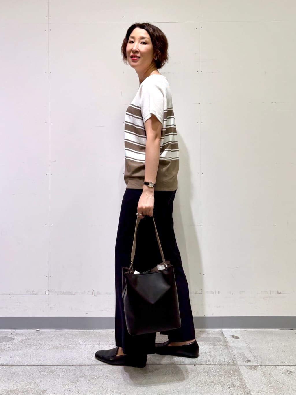 yuriさんの「INDIVI｜【洗える／UVケア／SETUP可能】ウール調ワイドパンツ」を使ったコーディネート