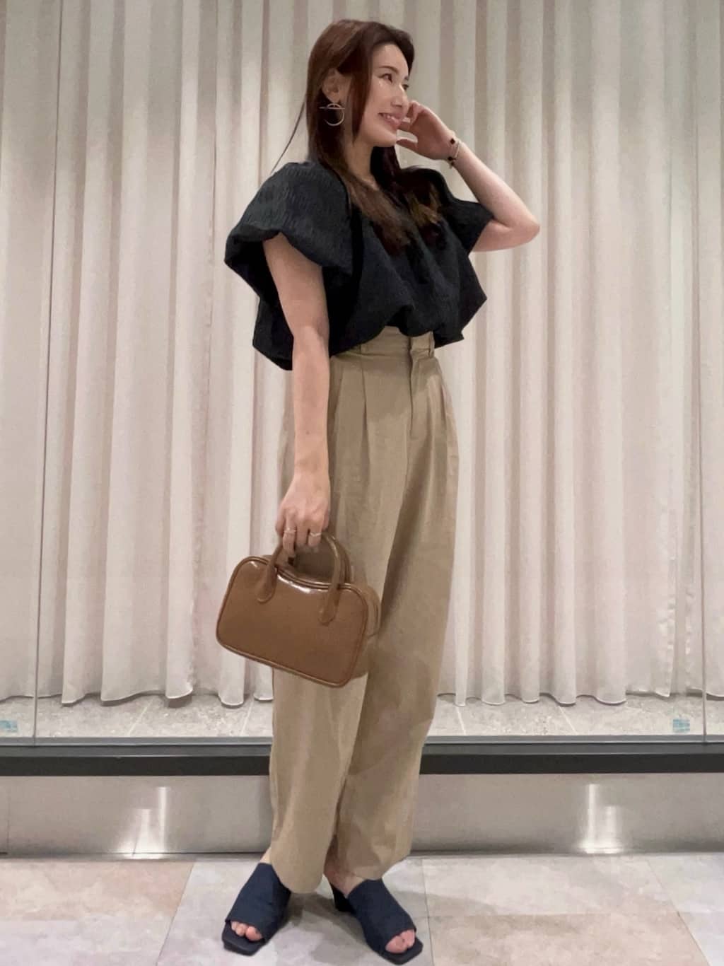 maiさんの「OPAQUE.CLIP｜ふくれジャカードバルーンブラウス【洗濯機洗い可】」を使ったコーディネート