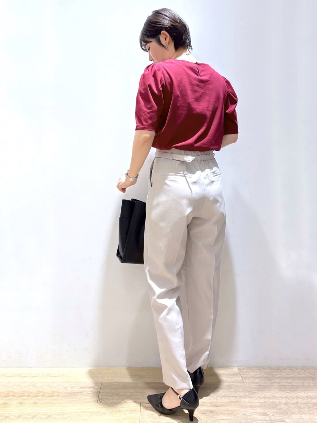 mizukiさんの「index｜《7色展開／XS-LLサイズ》多機能タックスリーブトップス【汗ジミ防止／吸水速乾／接触冷感／UVケア」を使ったコーディネート