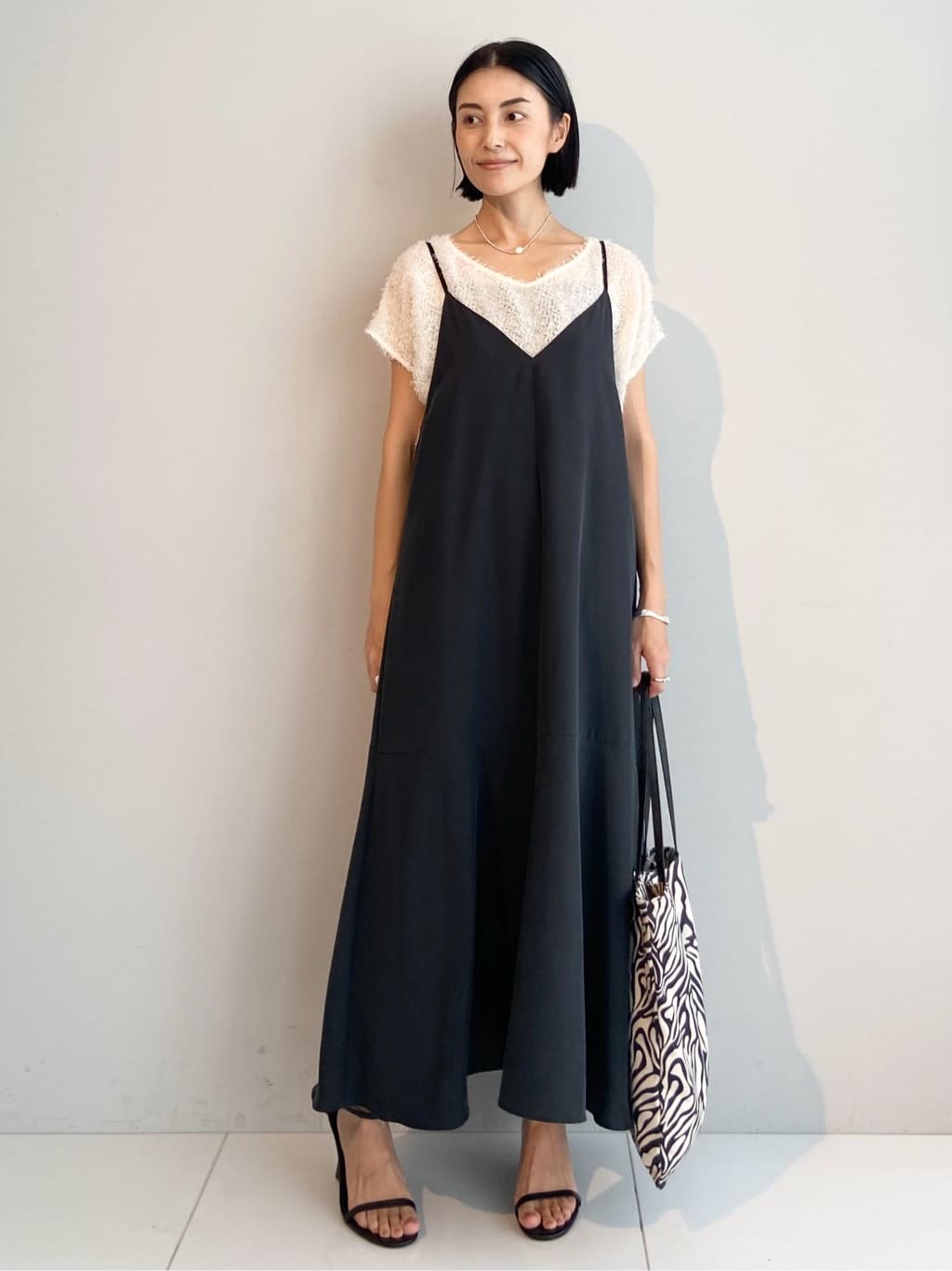 AYAさんの「UNTITLED｜【セットアップ可/洗える】フェザーフレンチスリーブブラウス」を使ったコーディネート