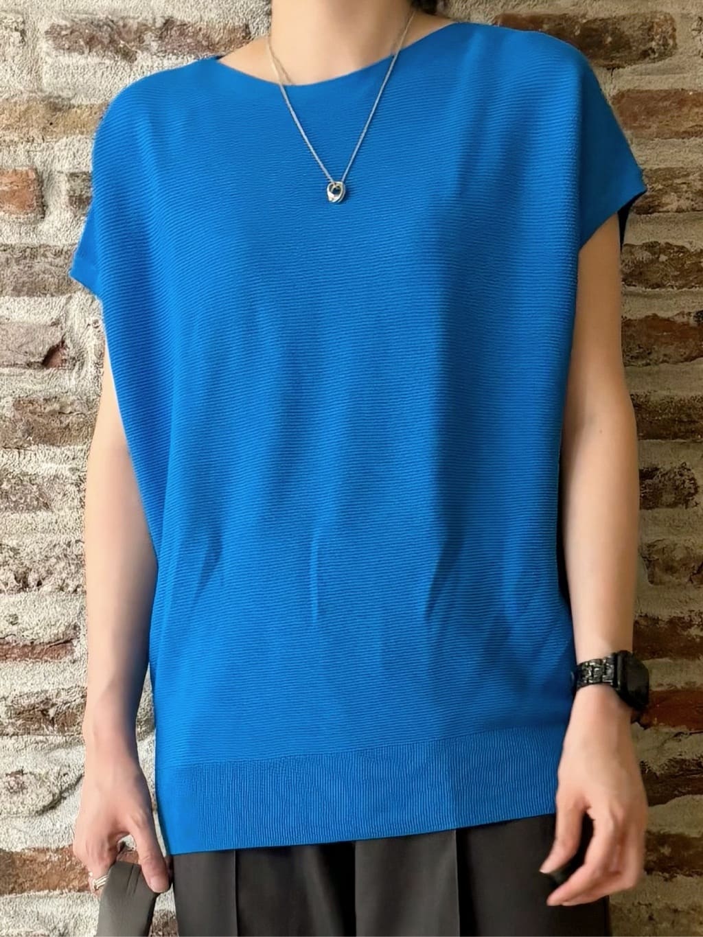 しばさんの「THE SHOP TK｜【6色展開】さらさらフレンチニット【毛玉になりにくい/洗濯機OK】」を使ったコーディネート