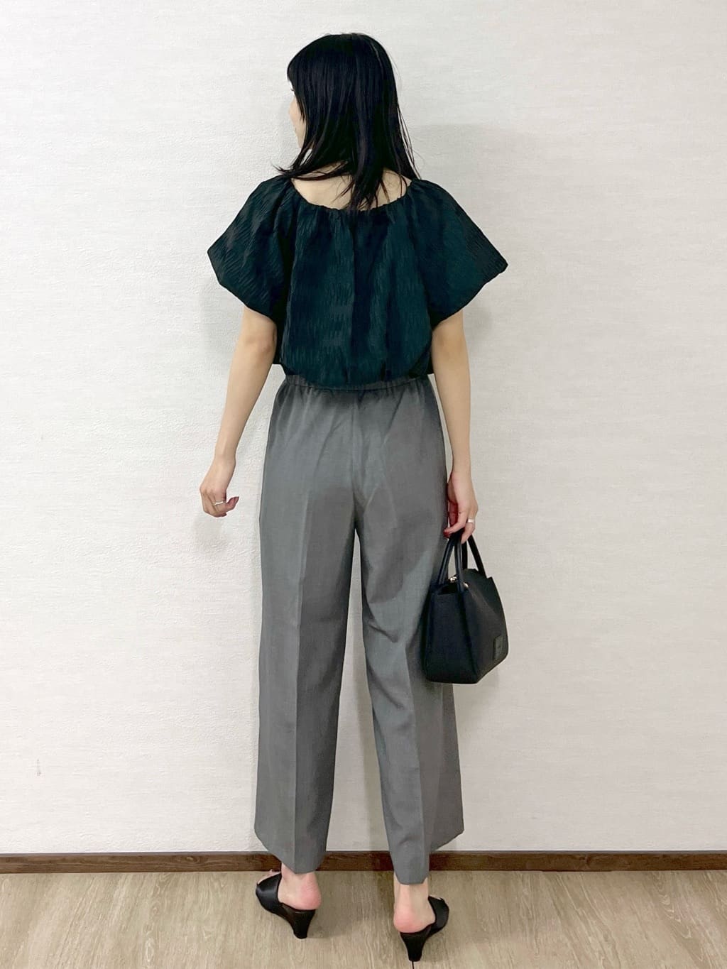 sachikoさんの「OPAQUE.CLIP｜ふくれジャカードバルーンブラウス【洗濯機洗い可】」を使ったコーディネート